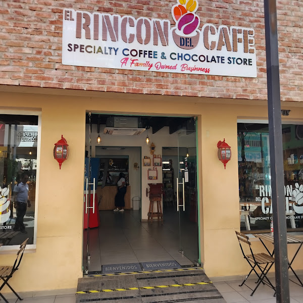El Rincon Del Cafe & Chocolate RD Umbrella Street - Coffee shop in C. San Felipe 26
