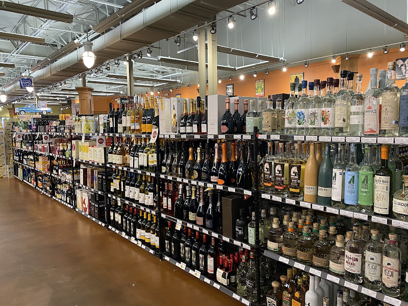 Twin Liquors Marketplace Hancock Center - Liquor store in Austin