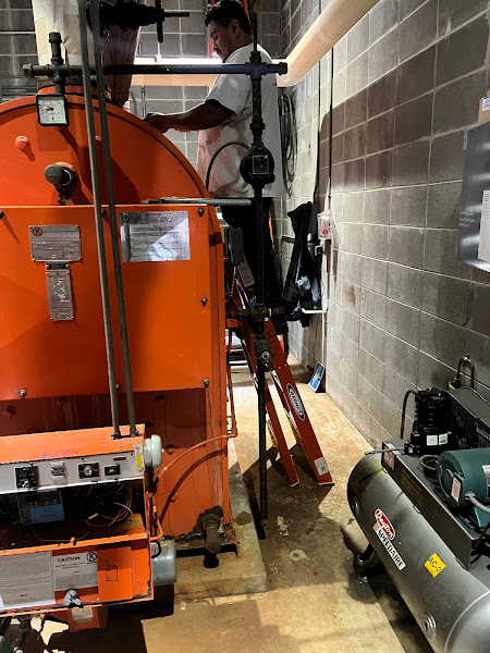 AM HVAC and Refrigeration - HVAC contractor in Forestville