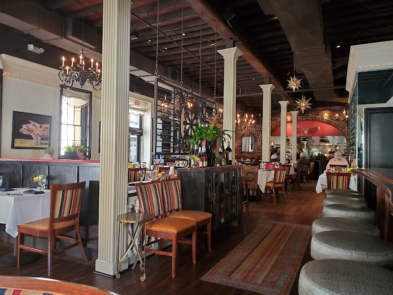 Slightly North of Broad Restaurant - Restaurant in Charleston