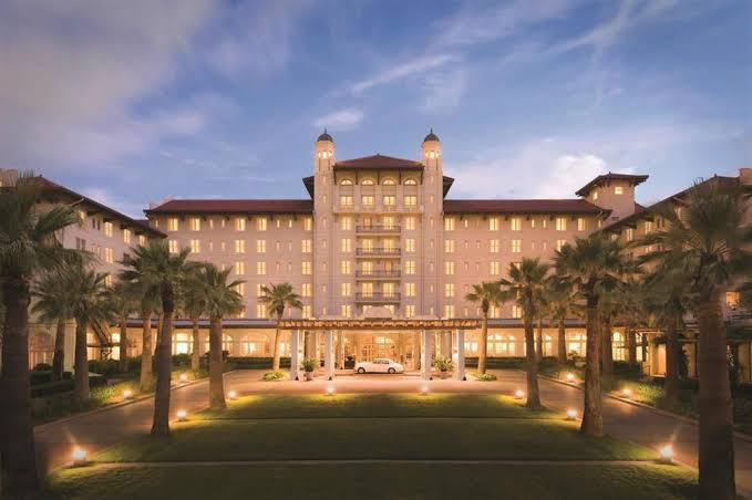 Grand Galvez Resort, Autograph Collection