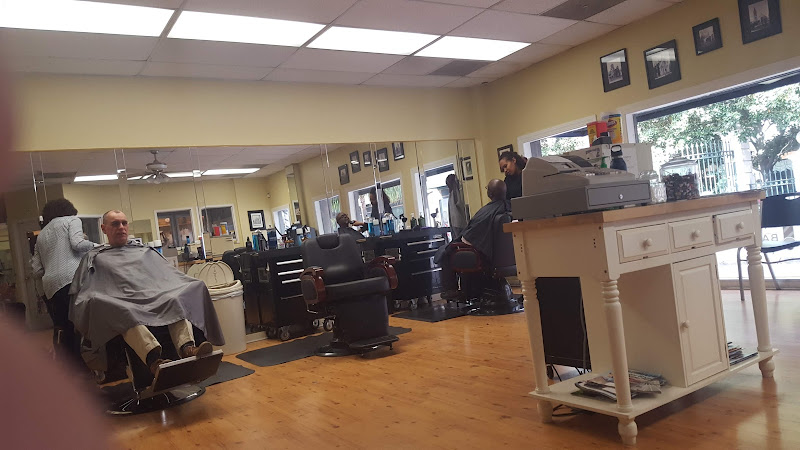 Palmetto Barbershop - Barber shop in Charleston