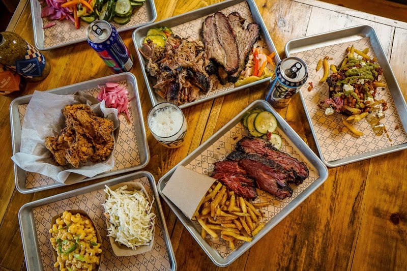 Noble Pizzeria & Barbecue - Pizza restaurant in Portland