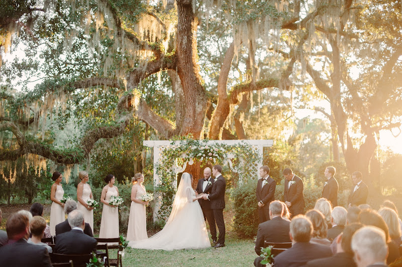 Julie Livingston Photography - Wedding photographer in Charleston