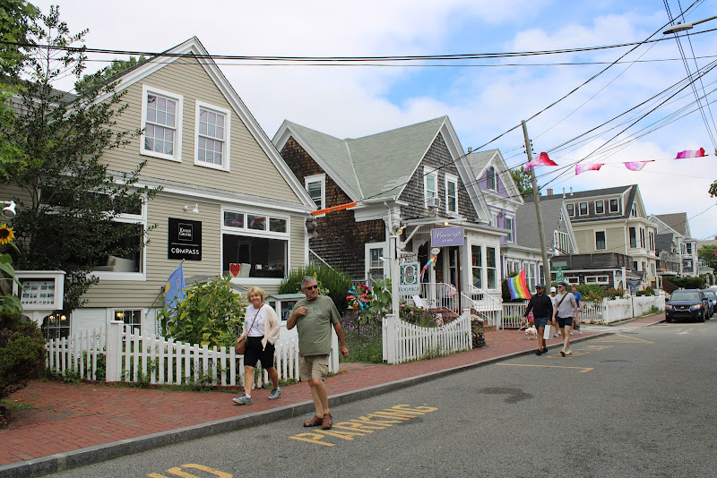 Womencrafts - Boutique in Provincetown