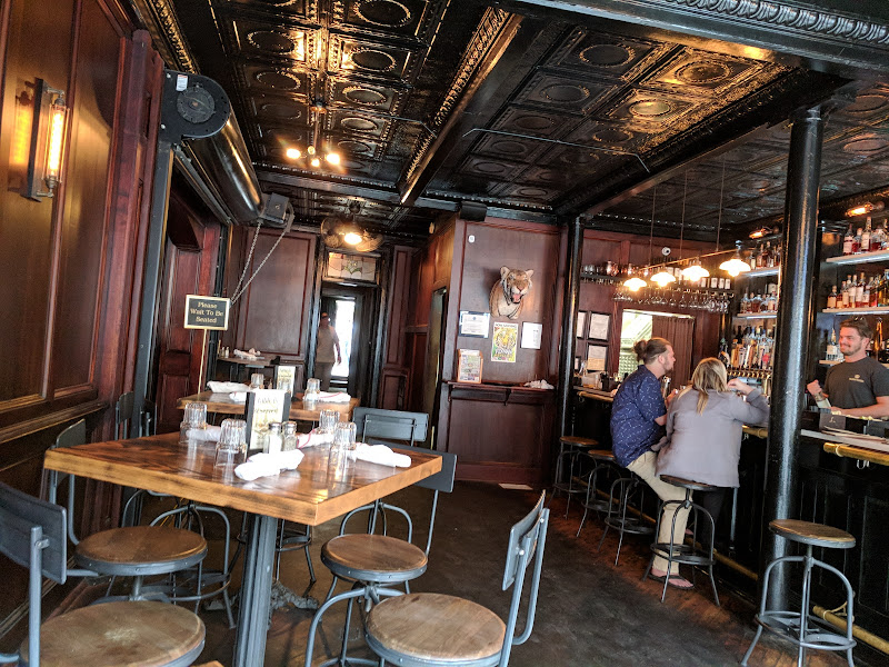 Blind Tiger Pub - Pub in Charleston