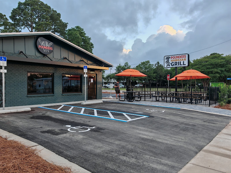 Pounders Hawaiian Grill - Fort Walton Beach - Hawaiian restaurant in Fort Walton Beach