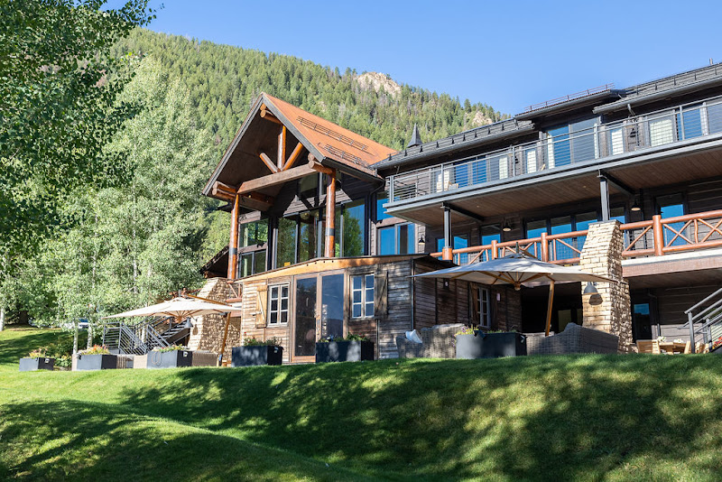 Riverbend House - Vacation home rental agency in Aspen