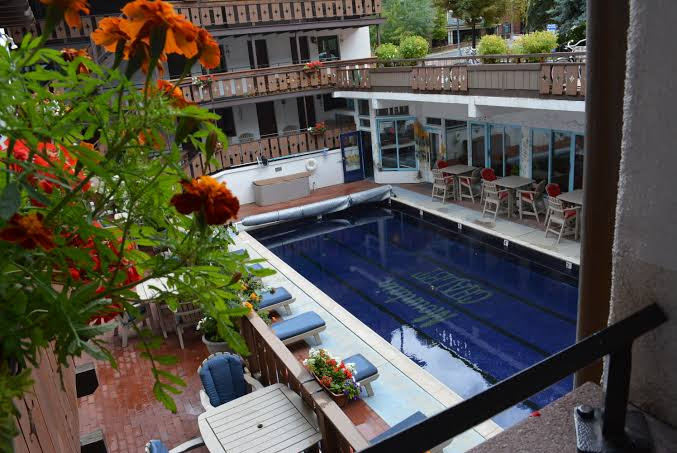 Mountain Chalet Aspen - Hotel in Aspen