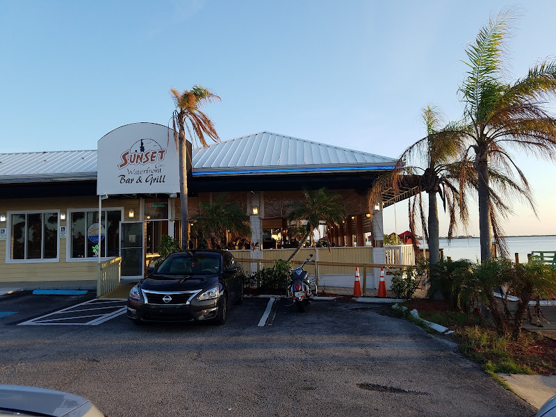 Sunset Cafe' Waterfront Bar & Grill - Restaurant in Cocoa Beach