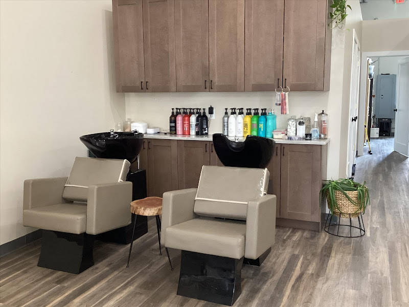 LizRyan Salon & Spa - Spa in South Haven