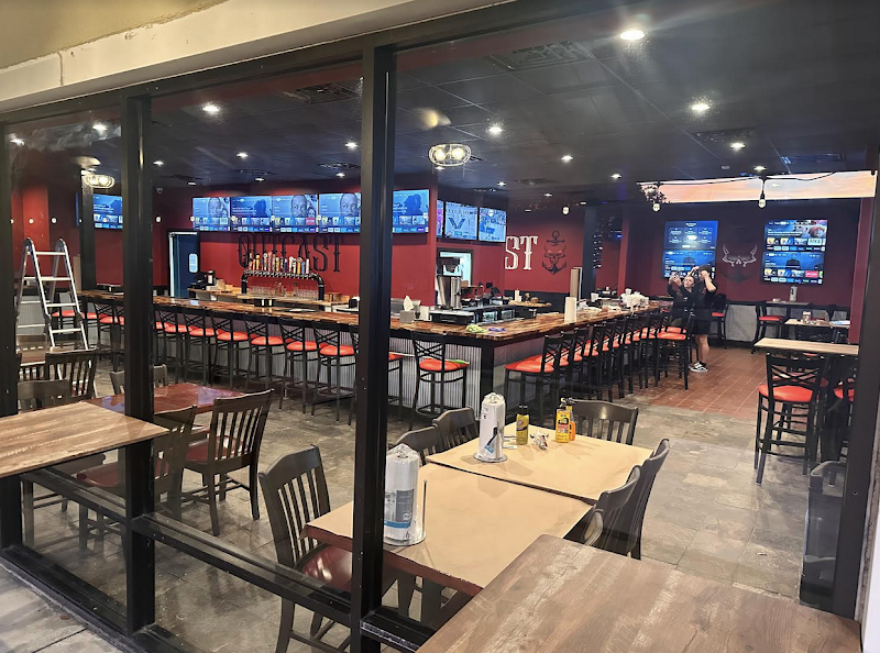Outcast Bar & Grill - Bar & grill in Santa Rosa Beach