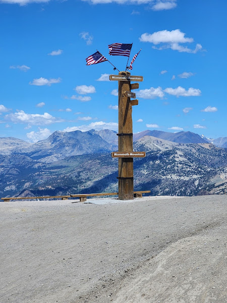 Mammoth Mountain Panorama Scenic Gondola - Mountain cable car in Mammoth Lakes