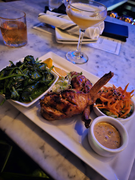 Chive Sea Bar and Lounge