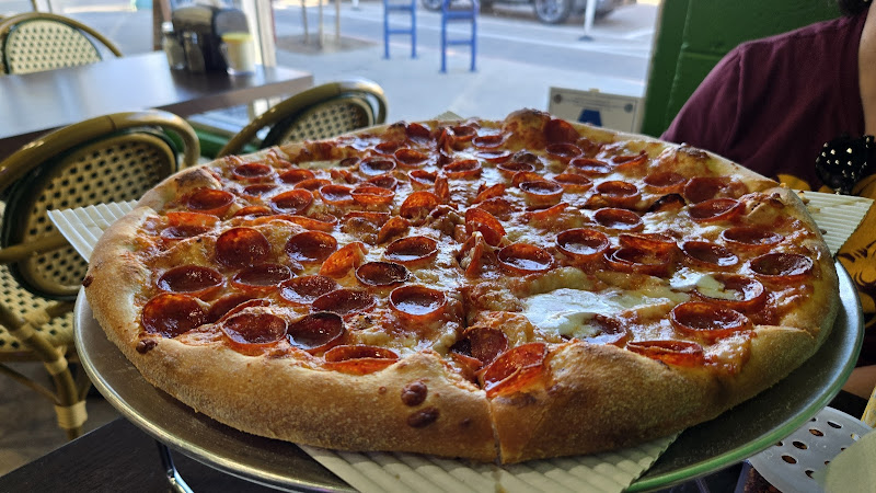 Little Sisters Pizza - Pizza restaurant in San Diego