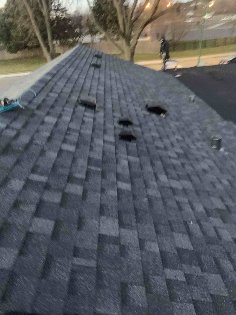 Capital Roofing LLC - Roofing contractor in Chicago