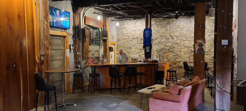 Mad Knight Brewing Company - Brewery in 4015 Tennessee Ave