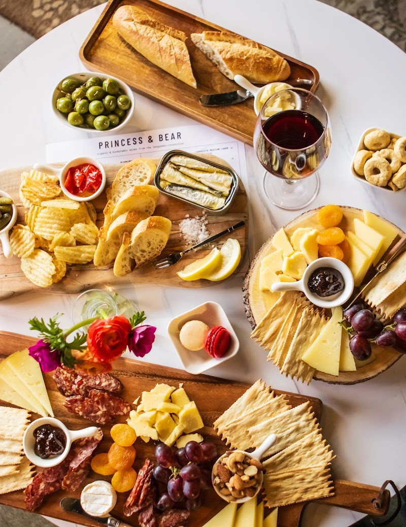 Princess & Bear Wines photo