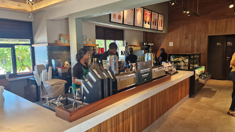 Starbucks Doctor's Cave Beach