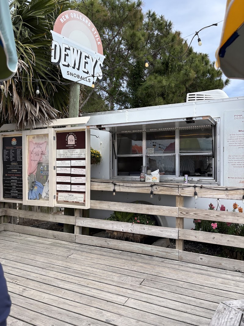 Pink Coyote Dessert Co. - Ice cream shop in Destin