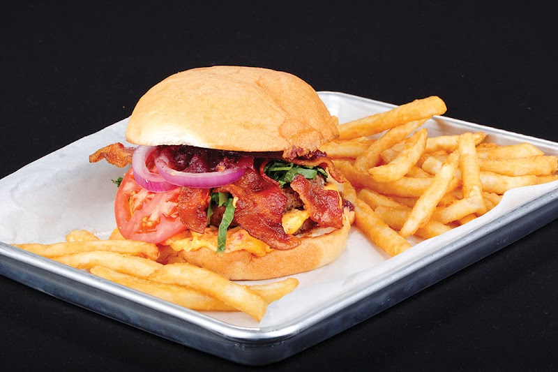 Luna's Eat & Drink photo