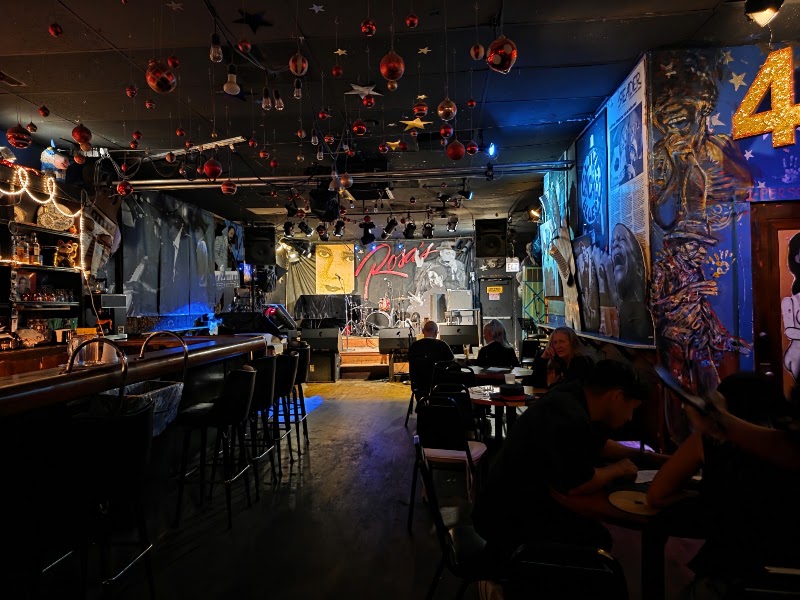 Rosa's Lounge
