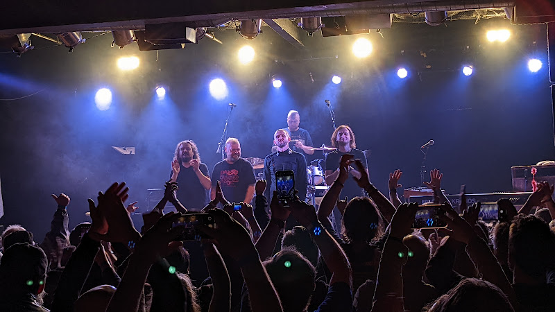 Bottom Lounge