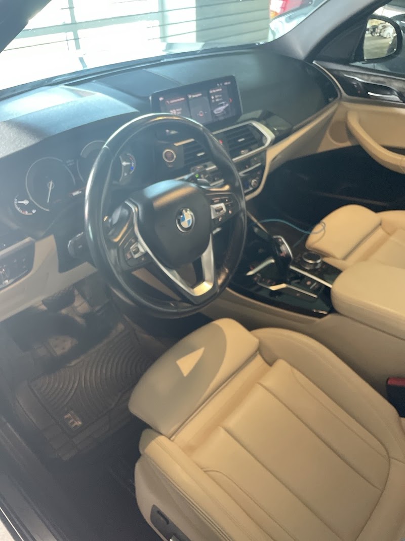 LUXEV CAR RENTALS LLC photo