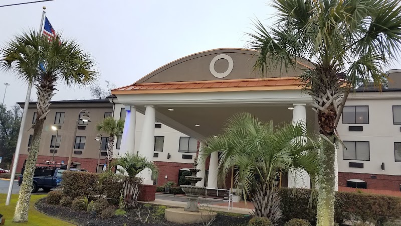 Holiday Inn Express & Suites Pensacola W I-10 - Hotel in Pensacola