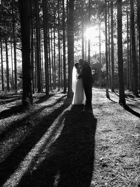 Jason Mann Photography - Wedding photographer in Sturgeon Bay