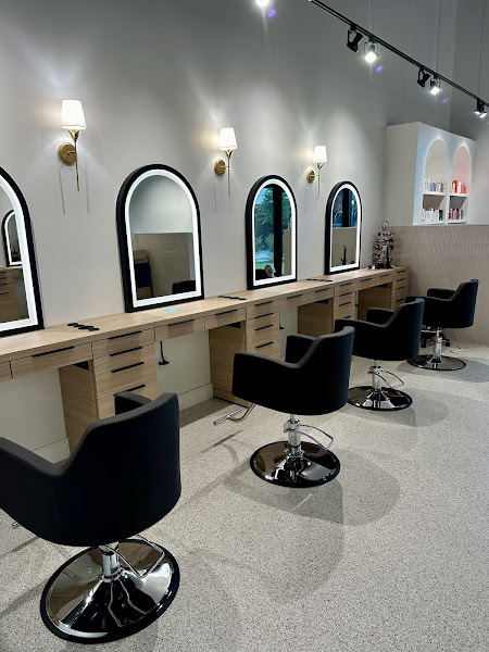 Beauty Club - Hair salon in Santa Rosa Beach