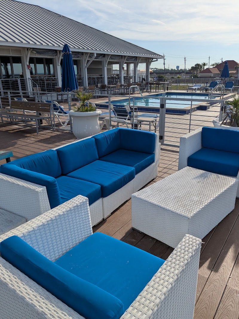 Lost Key Beach Club - Townhouse complex in Pensacola