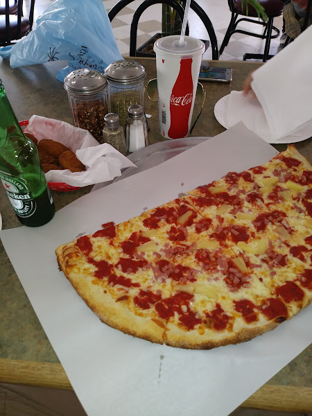 Piezanos Pizza - Pizza restaurant in Ocean City