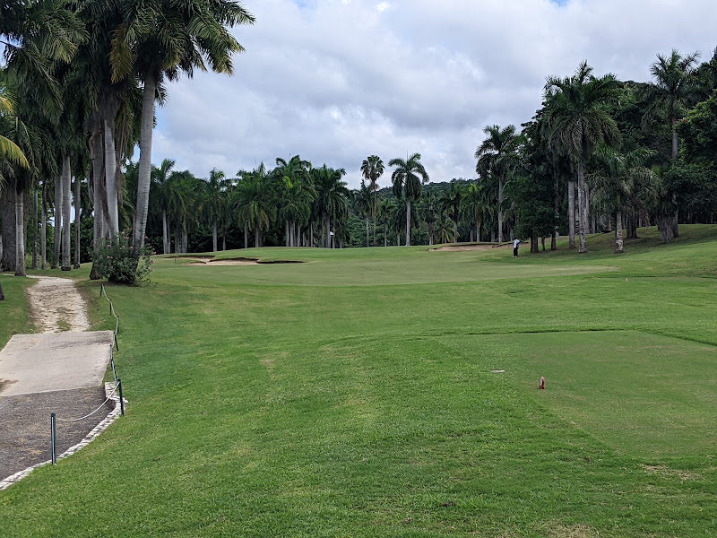 Half Moon Golf Course - Golf course in 44 Grape Way