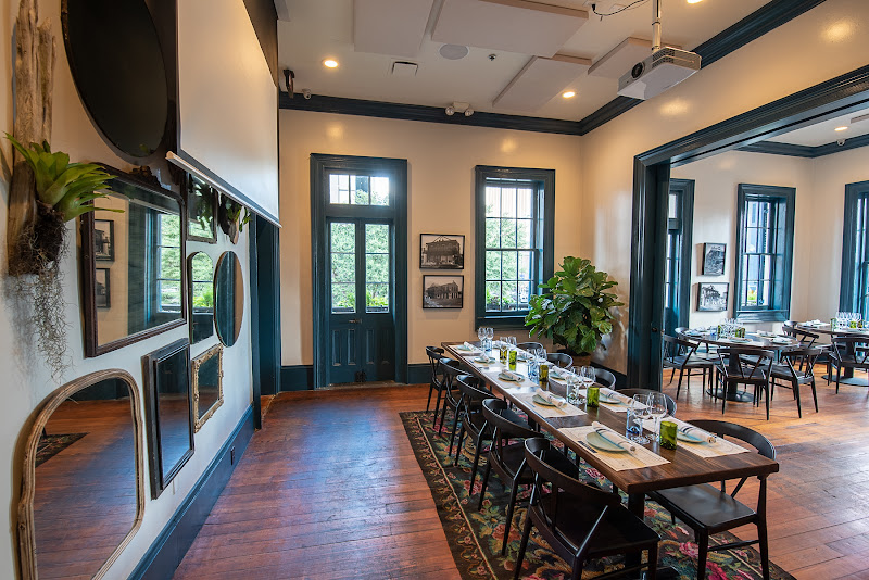 Copper Vine Restaurant & Inn