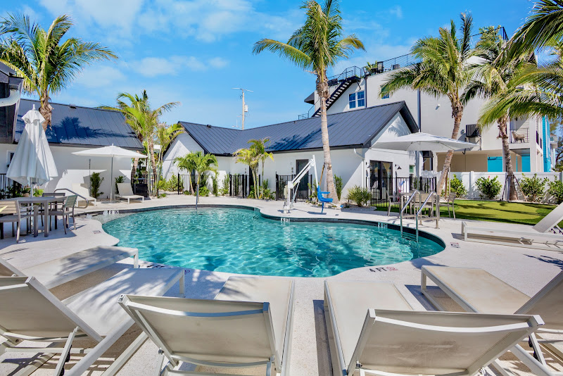 The Retreat at Anna Maria Island Inn