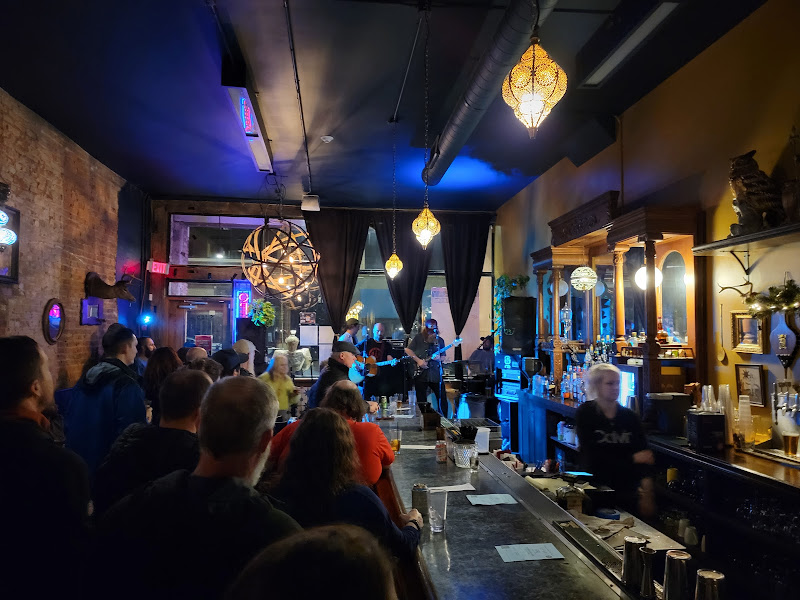 Cherry Street Tavern - Bar in Chattanooga