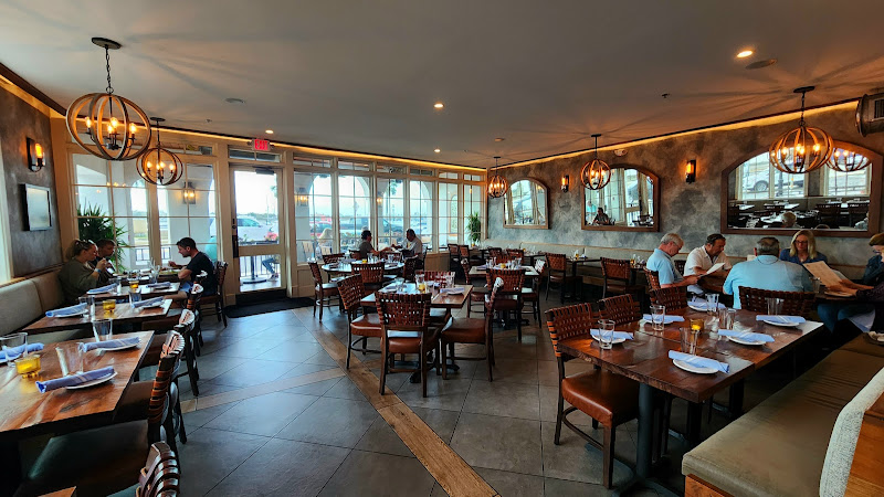 River & Fort Restaurant & Roof Top Lounge