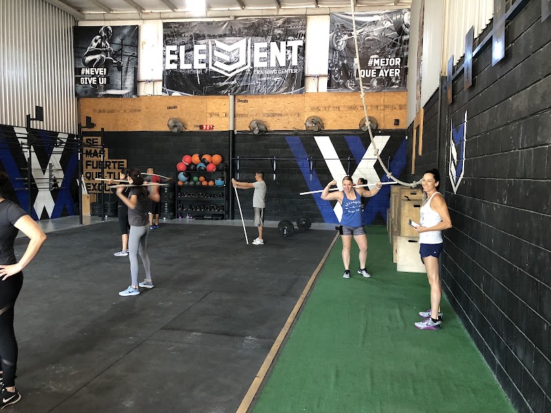 CrossFit - Gym in Blvd. Alejandro Sobarzo Loaiza 254