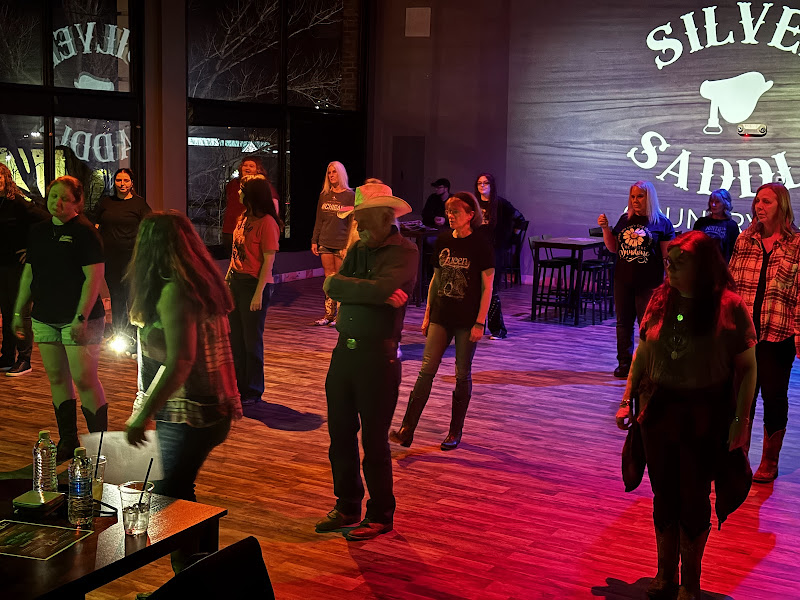 Silver Saddle Country Bar - Bar in Branson