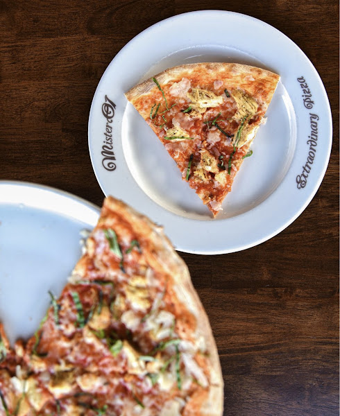 Mister O1 Extraordinary Pizza Turtle Creek