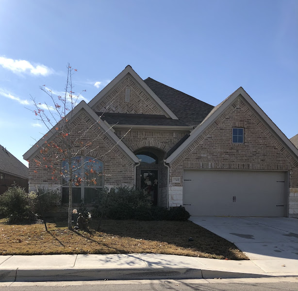 Radiant Roofing & Restoration - Roofing contractor in New Braunfels