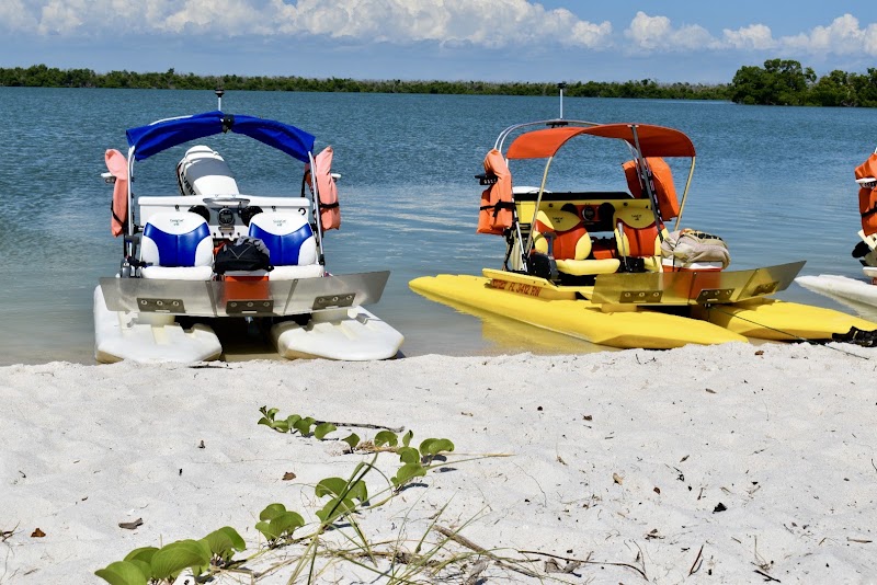 Island Hopper Boat Rental and Tour - Boat rental service in Naples
