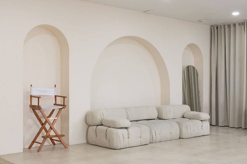 Creative Canvas Photo Studio Miami photo