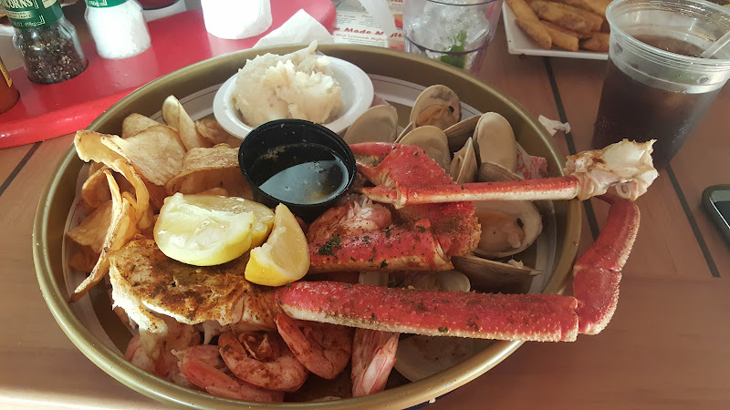 Crabby's Bar & Grill Clearwater - Seafood restaurant in Clearwater