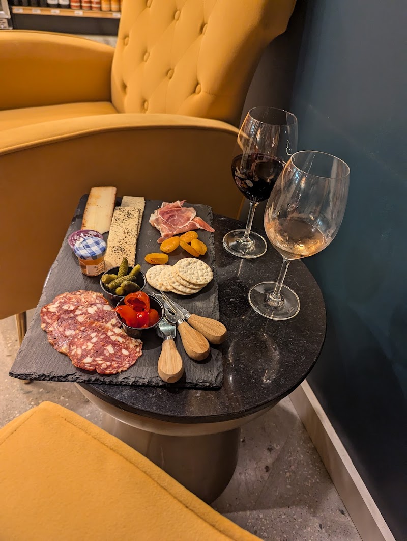 Le Bouchon Wine photo