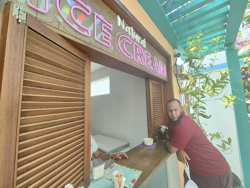 Natural Ice Cream - Ice cream shop in C. San Felipe