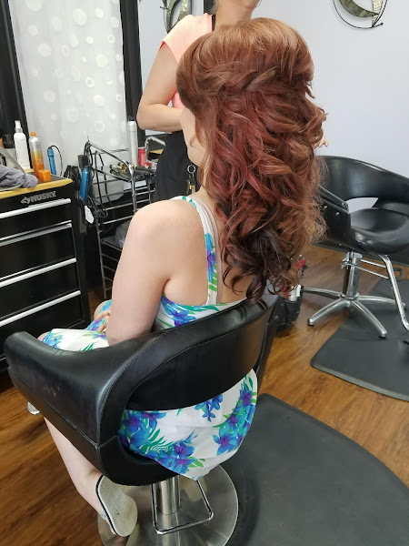 Hypnotic Hair Studio