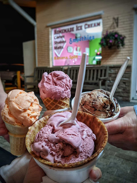 Pinecraft Ice Cream Shoppe