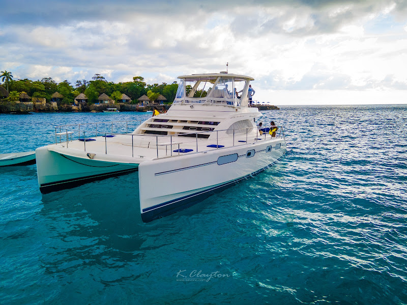 Aristo Kat Tours Ltd. - Boat rental service in Montego Bay
